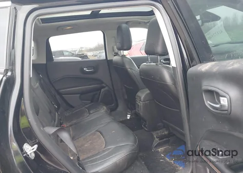 2018 Jeep Compass Latitude 4X4 из США, поврежденный, VIN 3C4NJDBB3JT246070